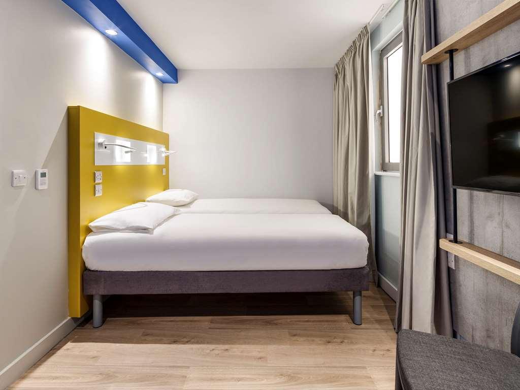 Ibis Budget Суиндън Стая снимка