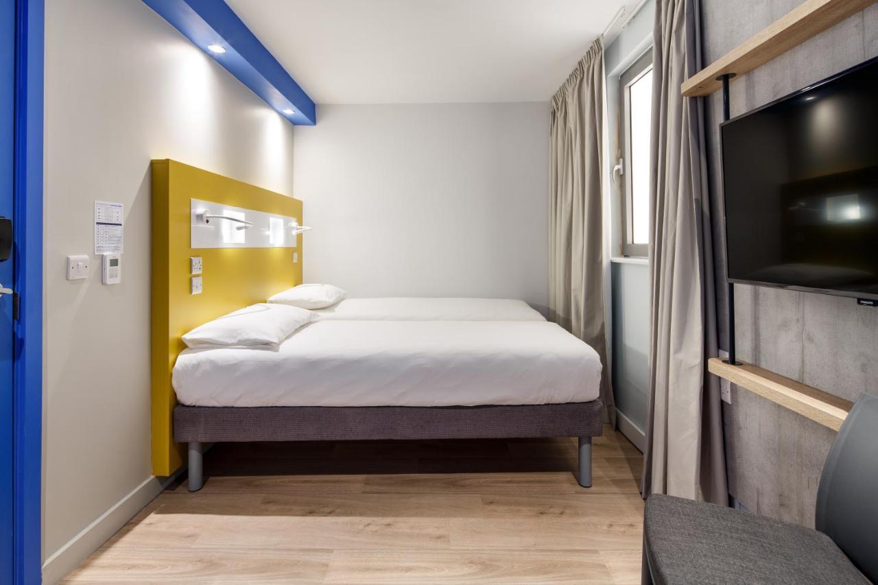Ibis Budget Суиндън Екстериор снимка
