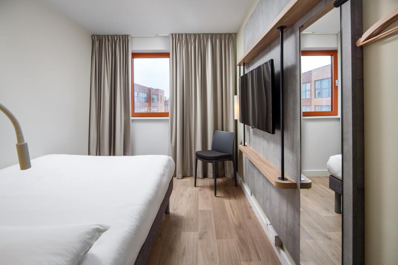 Ibis Budget Суиндън Екстериор снимка